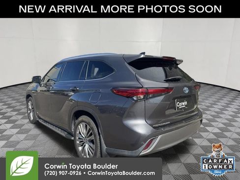 Used 2021 Toyota Highlander Platinum AWD/4WD image 5
