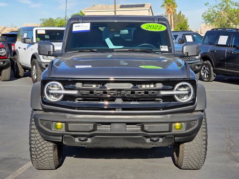 Certified 2022 Ford Bronco Outer Banks w/ Sasquatch Package AWD/4WD image 8