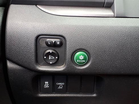 Used 2019 Honda Ridgeline Sport image 28