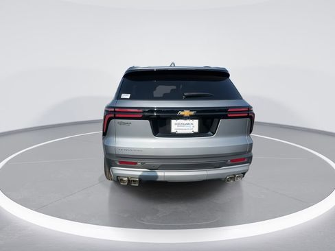 New 2026 Chevrolet Traverse LT image 7