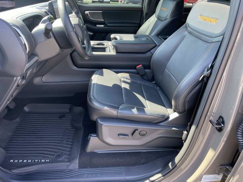 Used 2026 Ford Expedition Tremor AWD/4WD image 16
