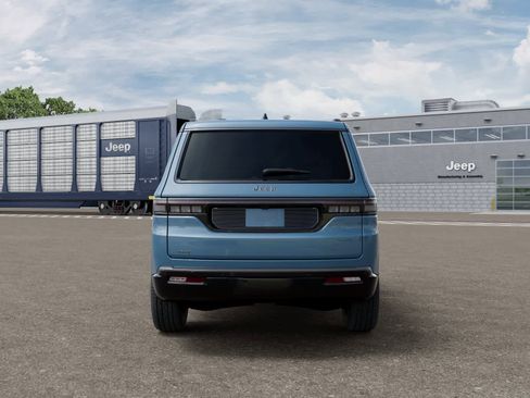 New 2026 Jeep Grand Wagoneer Limited AWD/4WD image 7