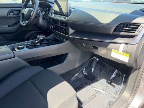 Certified 2026 Nissan Rogue S AWD/4WD image 9