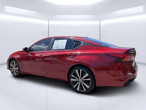 Used 2022 Nissan Altima 2.5 SR FWD image 5