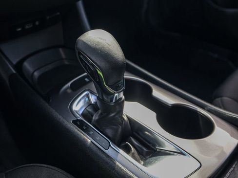 Used 2022 Chevrolet Malibu LS image 35