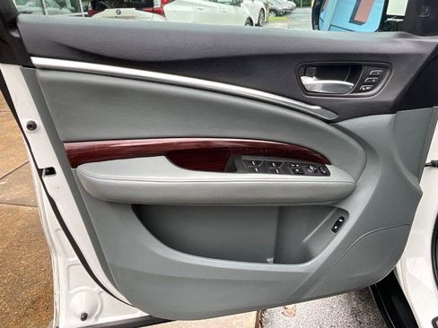 Used 2016 Acura MDX SH-AWD w/ Technology Package image 12