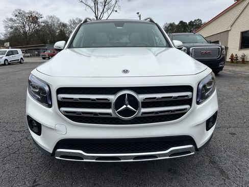 Used 2022 Mercedes-Benz GLB 250 4MATIC image 8