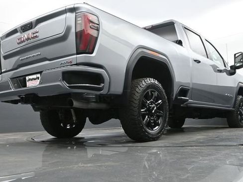 Used 2024 GMC Sierra 2500 AT4 w/ AT4 Premium Plus Package AWD/4WD image 27