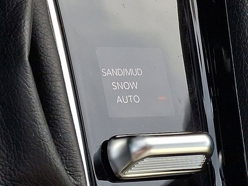 New 2026 Jeep Compass Limited image 12