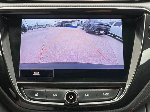 Used 2022 Chevrolet TrailBlazer RS w/ Technology Package FWD image 31