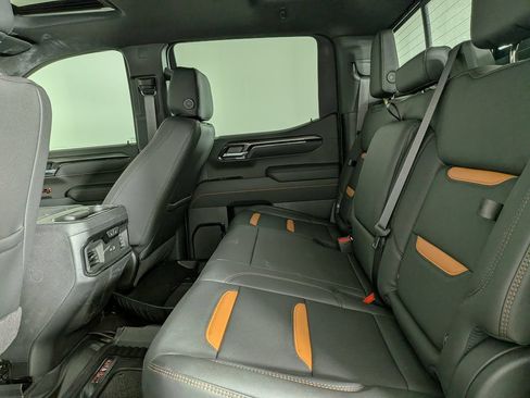 New 2026 GMC Sierra 1500 AT4 w/ AT4 Premium Package AWD/4WD image 34