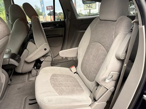 Used 2016 Buick Enclave Convenience FWD image 14