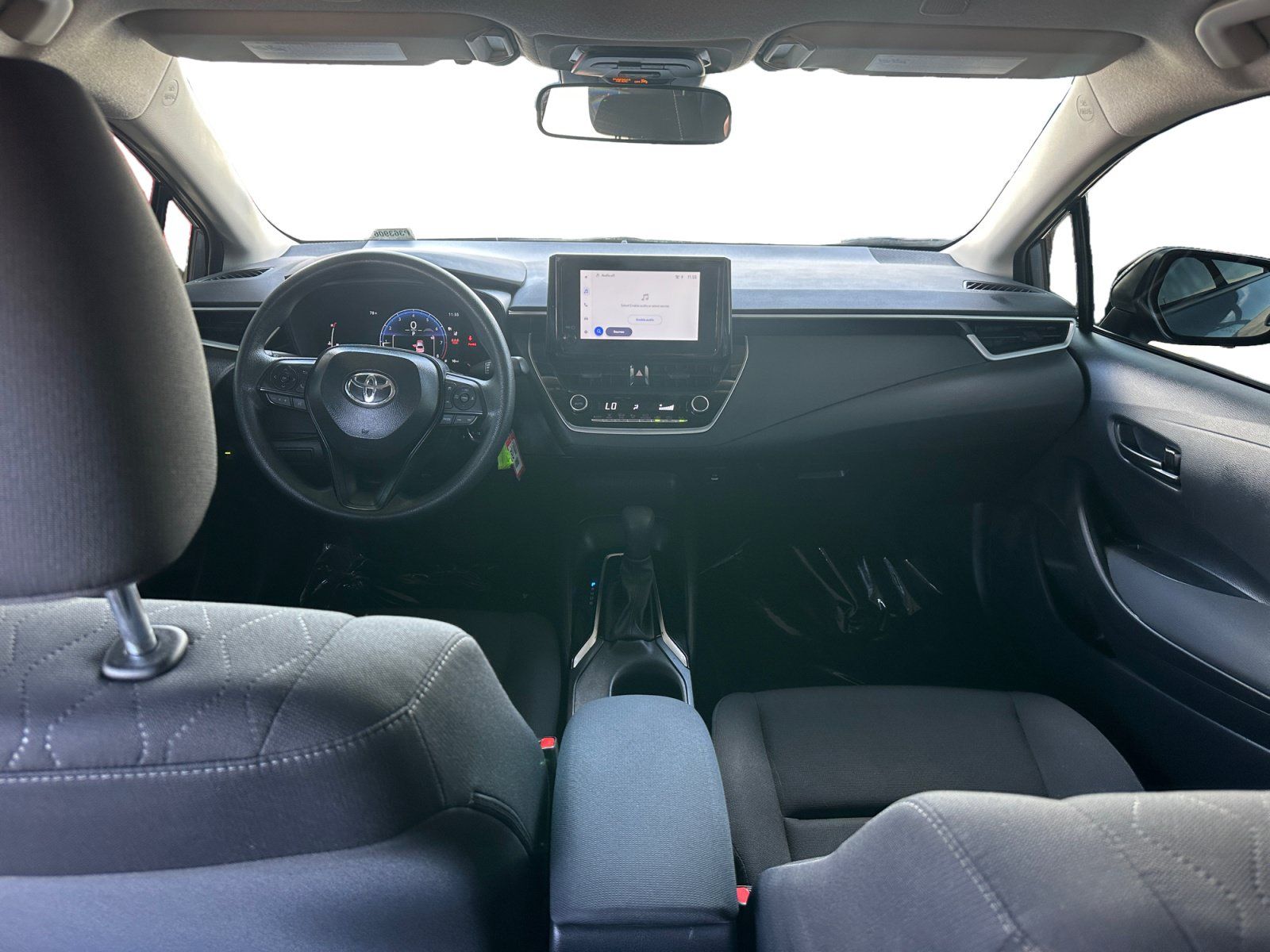 Used 2026 Toyota Corolla LE FWD image 10