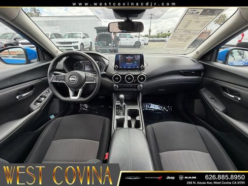 Used 2025 Nissan Sentra SV FWD image 12