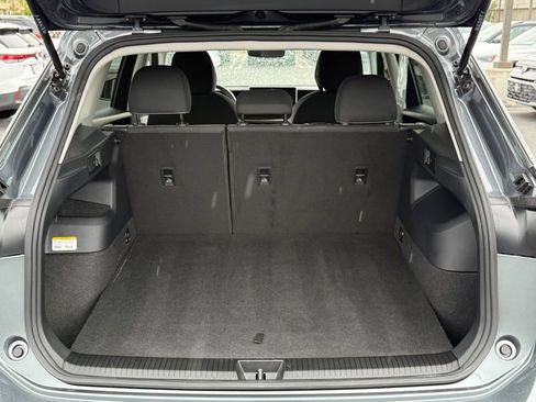 Used 2025 Volkswagen Tiguan S FWD image 8