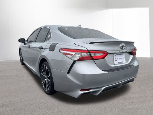 Used 2020 Toyota Camry SE image 28