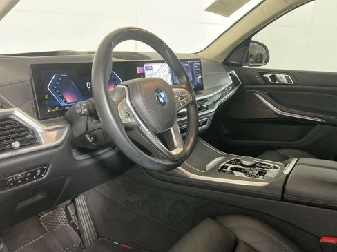 Certified 2023 BMW X7 xDrive40i w/ Premium Package image 21