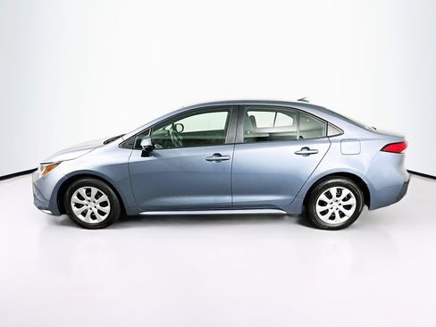 Used 2024 Toyota Corolla LE FWD image 4