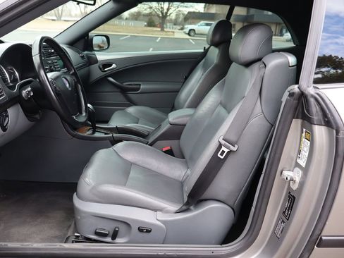 Used 2005 Saab 9-3 Arc image 19