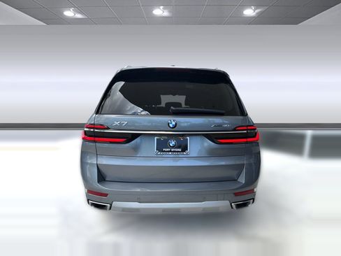 Used 2024 BMW X7 xDrive40i AWD/4WD image 10