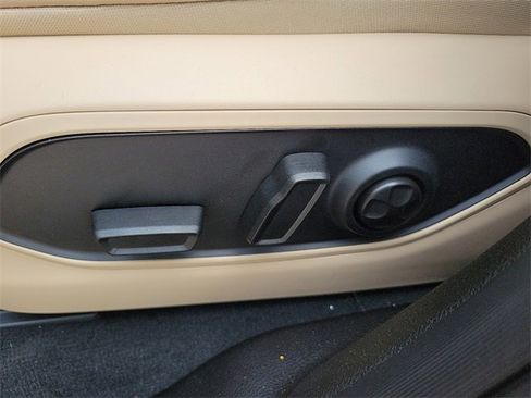 New 2025 Jeep Grand Cherokee L Limited image 13