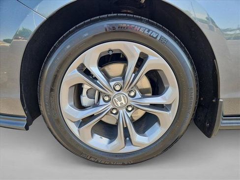Used 2024 Honda Accord EX image 23