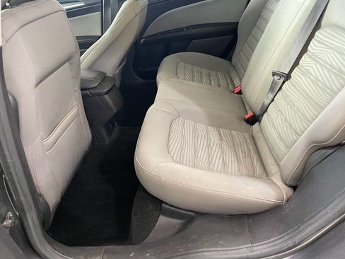 Used 2016 Ford Fusion S image 17