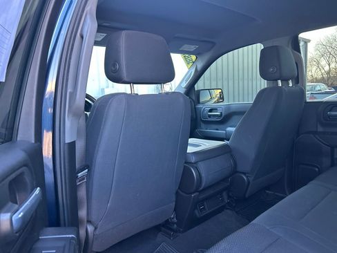 Used 2020 Chevrolet Silverado 1500 Custom Trail Boss w/ Custom Convenience Package image 18