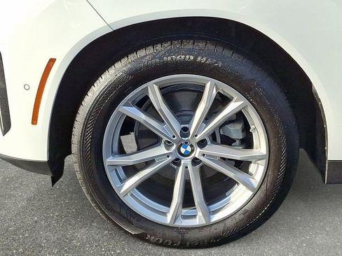 Certified 2025 BMW X3 xDrive30i image 8