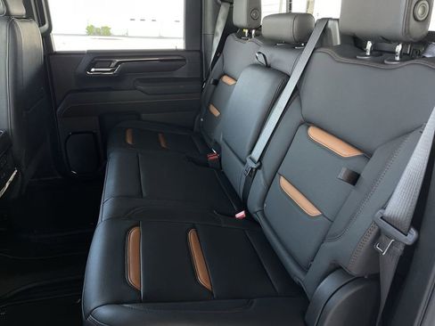 New 2026 GMC Sierra 2500 AT4 w/ AT4 Premium Plus Package AWD/4WD image 25