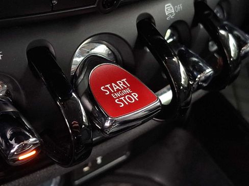 Certified 2023 MINI Cooper Clubman S AWD/4WD image 20
