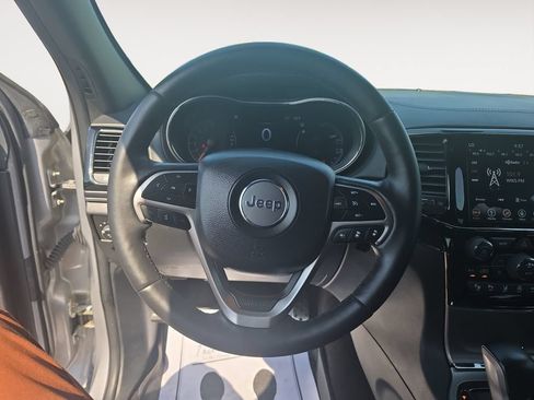Used 2019 Jeep Grand Cherokee High Altitude AWD/4WD image 12