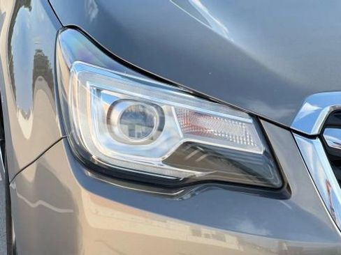 Used 2017 Subaru Forester 2.5i Touring image 98