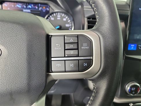 Used 2022 Ford Expedition XLT image 21