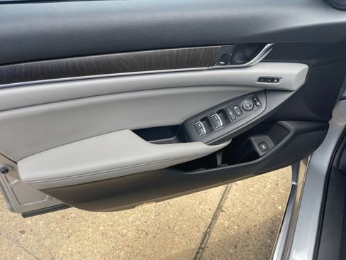 Used 2020 Honda Accord EX-L image 11