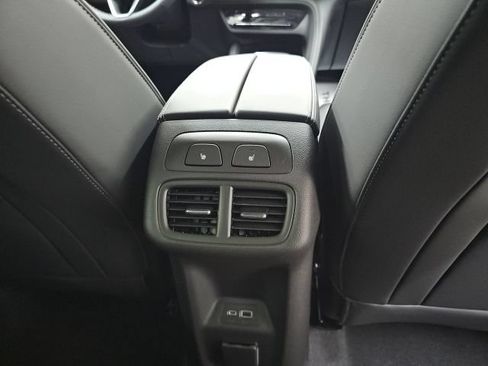 Used 2023 Buick Envision Avenir AWD/4WD image 12