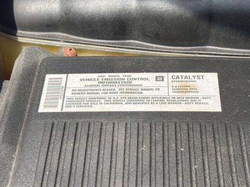Used 2007 Chevrolet Suburban 2500 LT AWD/4WD image 31