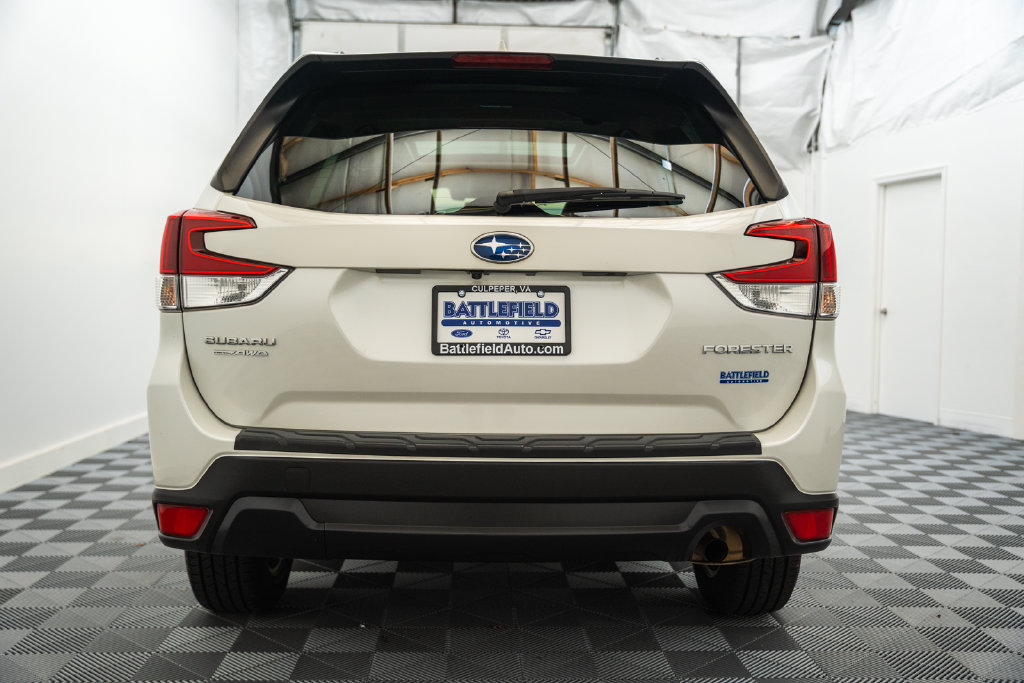 Used 2020 Subaru Forester Premium AWD/4WD image 6