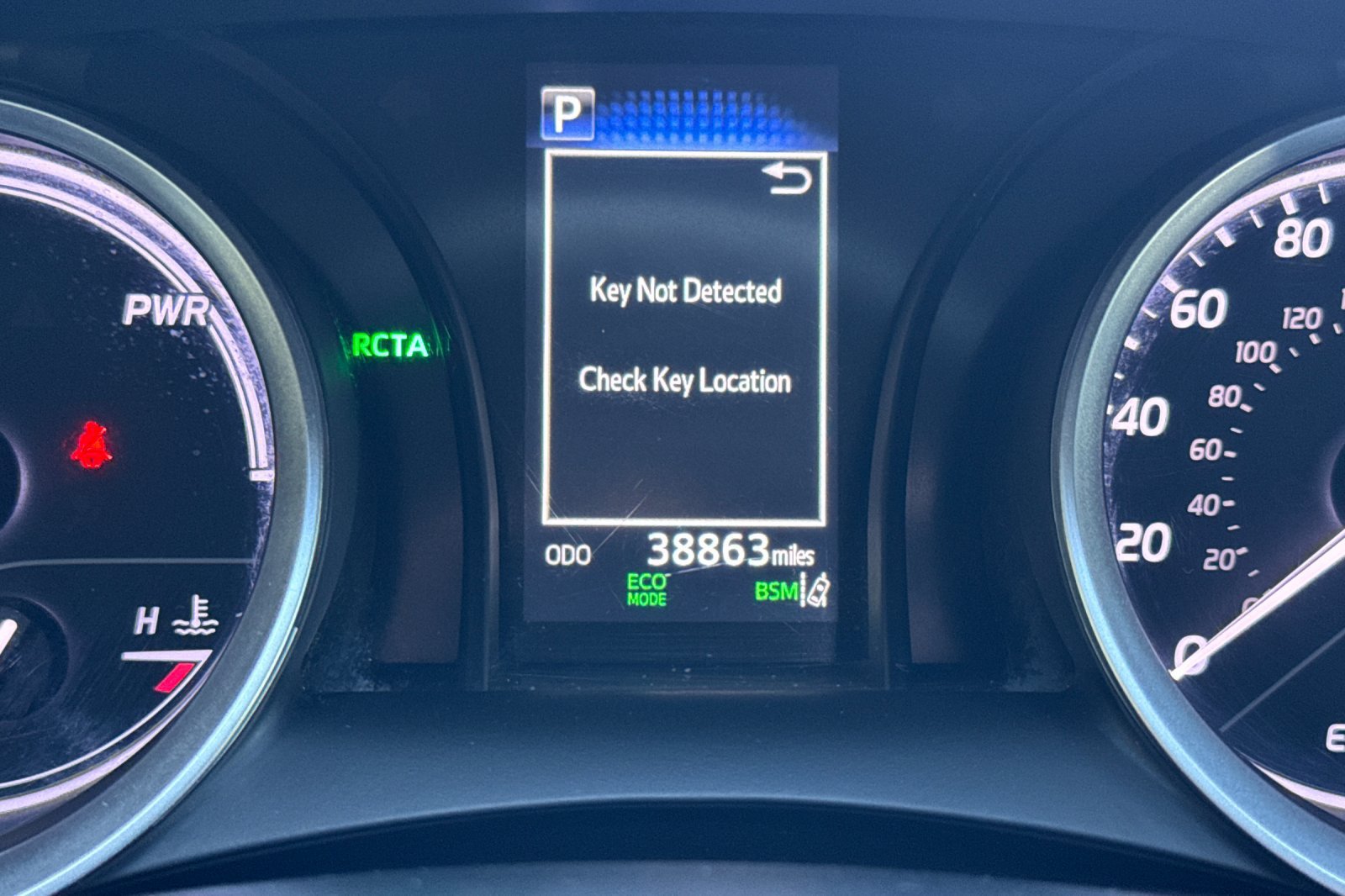 Certified 2022 Toyota Camry LE FWD image 31