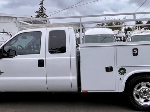Used 2015 Ford F250 XLT image 4