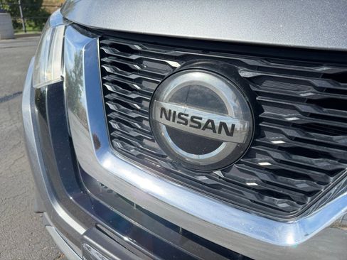 Used 2019 Nissan Rogue SV AWD/4WD image 22
