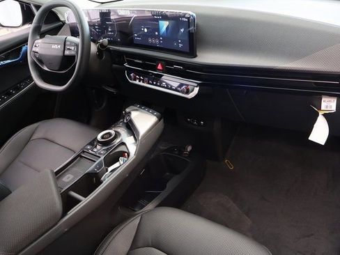 New 2025 Kia EV6 Wind AWD/4WD image 10