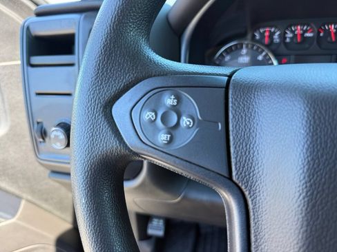 Used 2019 Chevrolet Silverado 1500 Custom w/ Custom Convenience Package AWD/4WD image 22