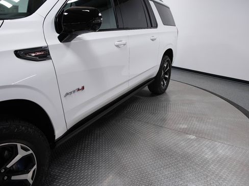 New 2026 GMC Yukon XL AT4 w/ AT4 Premium Plus Package AWD/4WD image 51