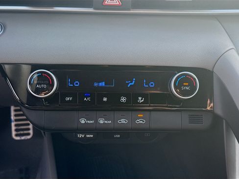 Certified 2026 Hyundai Elantra Sport FWD image 12