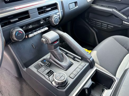 New 2026 Toyota Tacoma TRD Off-Road AWD/4WD image 17