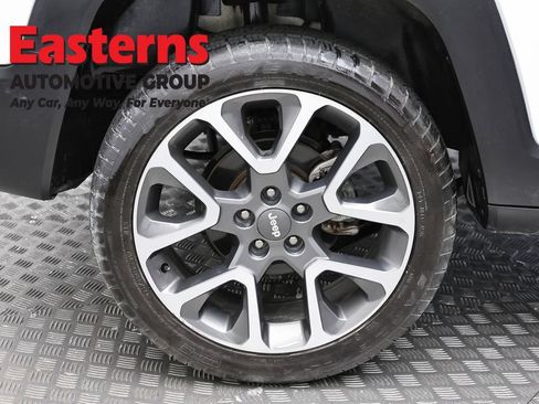 Used 2022 Jeep Renegade Limited w/ Sun, Sound & Wheels Group AWD/4WD image 31
