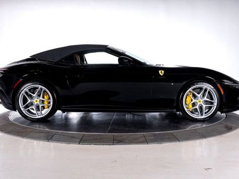 Certified 2024 Ferrari Roma Spider RWD image 11