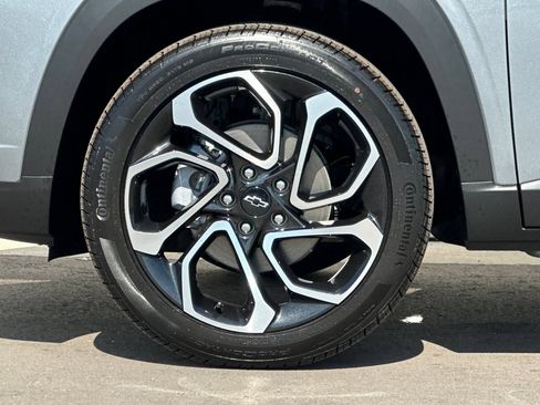 New 2026 Chevrolet Trax RS w/ Driver Confidence Package FWD image 25