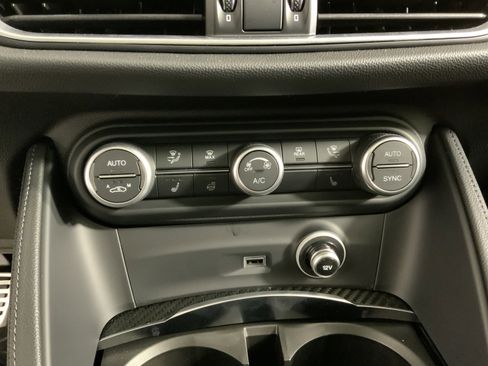 Used 2024 Alfa Romeo Stelvio Quadrifoglio w/ Active Assist Plus Package image 23